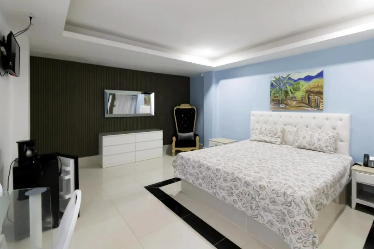 Hotel La Casona Dorada Santo Domingo Dominican Republic